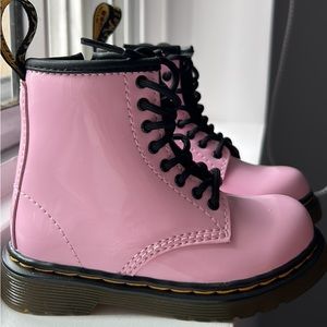 Dr martens rose